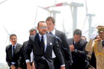 العاهل المغربي يكلف 