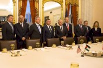 قادة عرب وغربيون يدينون جريمة قتل الطيار الأردني