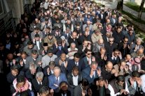 عبدالله الثاني يزور ذوي الكساسبة لتقديم العزاء