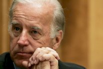 بايدن: أوكرانيا تكافح من أجل بقائها