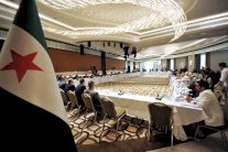 آراء متعددة حول إقالة سفير الإئتلاف الوطني في قطر