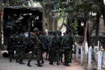  الجيش ينفي التدخل لانهاء الازمة في بنغلادش