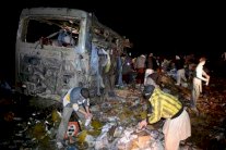 مقتل 18 شخصا في هجوم لطالبان على مسجد في باكستان