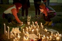  وقفة طلابية لحماس تنديدا بمقتل طلاب مسلمين في اميركا