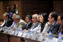 معارضون سوريون: لا بديل عن الحل السياسي الشامل