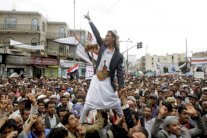 الحوثيون يخطفون معارضي انقلابهم