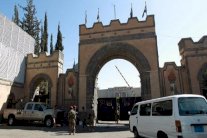 الحوثيون يخطفون إبن شقيق الرئيس اليمني