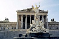 النشيد الوطني النمساوي متهم بتجاهل النساء!