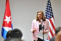 الاتفاق على اقامة خطوط هاتف مباشرة بين كوبا واميركا