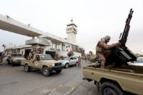 التوصل إلى حل سياسي في ليبيا مهمة دولية صعبة 