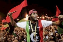 بريطانيا تدعو لحل سياسي عاجل في ليبيا