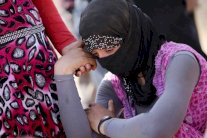 بريطانيا تدعو للتحرك ضد بيع (داعش) لليزيديات