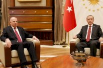 أردوغان يبحث مع قادته دعم العراق لمواجهة داعش