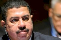 بريطانيا تدعو للإفراج فوراً عن خالد بحاح