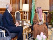 ولي العهد السعودي يستقبل السفير الاردني