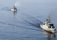 مناورات عسكرية إيرانية في مضيق هرمز