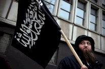  عودة نحو 300 من 