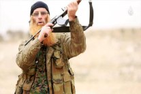 داعش يبث قصة اعتناق فرنسي للإسلام