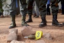 العسكريان السويسريان الجريحان نقلا من مالي الى دكار