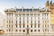 نيويورك تهدد لندن بسحب لقب عاصمة الثروات الفائقة منها