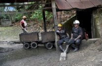 17 جثة جديدة لعمّال قضوا بانفجار منجم في شرق أوكرانيا