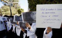 مترجمون سابقون في الجيش الفرنسي يتظاهرون في كابول