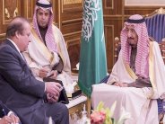 العاهل السعودي يستقبل رئيس وزراء باكستان