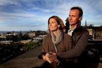 أغنى امرأة بريطانية تُغضب جيرانها ببناء قبو بطابقين