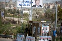 كحلون الحكم الذي يمكن أن يرجح كفة انتخابات إسرائيل