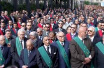 احالة 41 قاضيا مصريا على التقاعد لدعمهم الإخوان