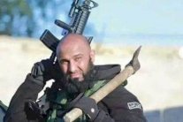 من هو الرجل الخارق (أبو عزرائيل)؟ 