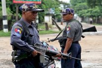 الشرطة تقمع مجددا تظاهرة طلابية في بورما