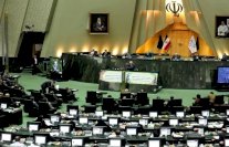 موجة دعم لنائب ايراني عرف بصراحته اثر تعرضه لاعتداء