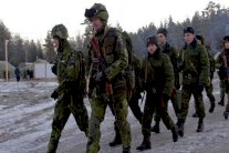 الجيش الروسي يبدأ مناورات في القطب الشمالي