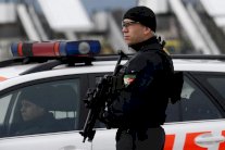 اعتقال سويسري لدى عودته من سوريا حيث قاتل 