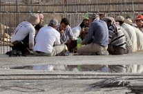 السعودية تشدد على منع العمالة المخالفة لقانون العمل