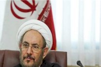 دعوة لطرد مستشار روحاني