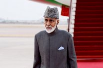 عودة قابوس نهضة جديدة لعُمان