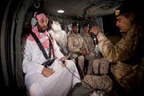 وزير الدفاع يعزز منظومة العمل العسكري على حدود اليمن