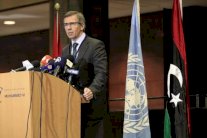 ليون يعلن تمديد المفاوضات بين اطرف النزاع في ليبيا