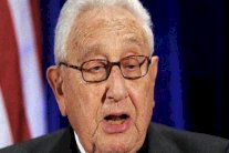 كيسينجر:الصين والولايات المتحدة تناقشان شؤون العالم