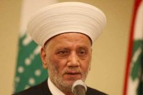 مفتي لبنان يحمل رسالة سلام لبريطانيا