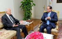 السيسي يدعو لتجاوز الخلافات خلال القمة العربية