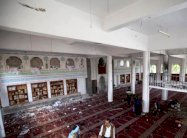 هادي يتعهد بمحاربة النفوذ