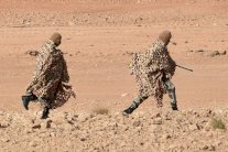 قيادة عاصفة الحزم تحذر من الاقتراب للموانئ اليمنية