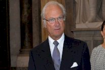 ملك السويد يدعو إلى حوار مع السعودية ينهي الأزمة