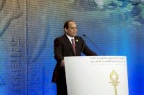 القمة العربية: حضور 13 زعيماً وغياب سبعة