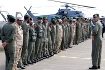 رئيس الأركان الاماراتي يلتقي في الرياض نظيره السعودي