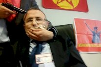 الشرطة التركية تقتل محتجزي القاضي