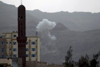 مشروع قرار خليجي يفرض عقوبات على الحوثي ونجل صالح